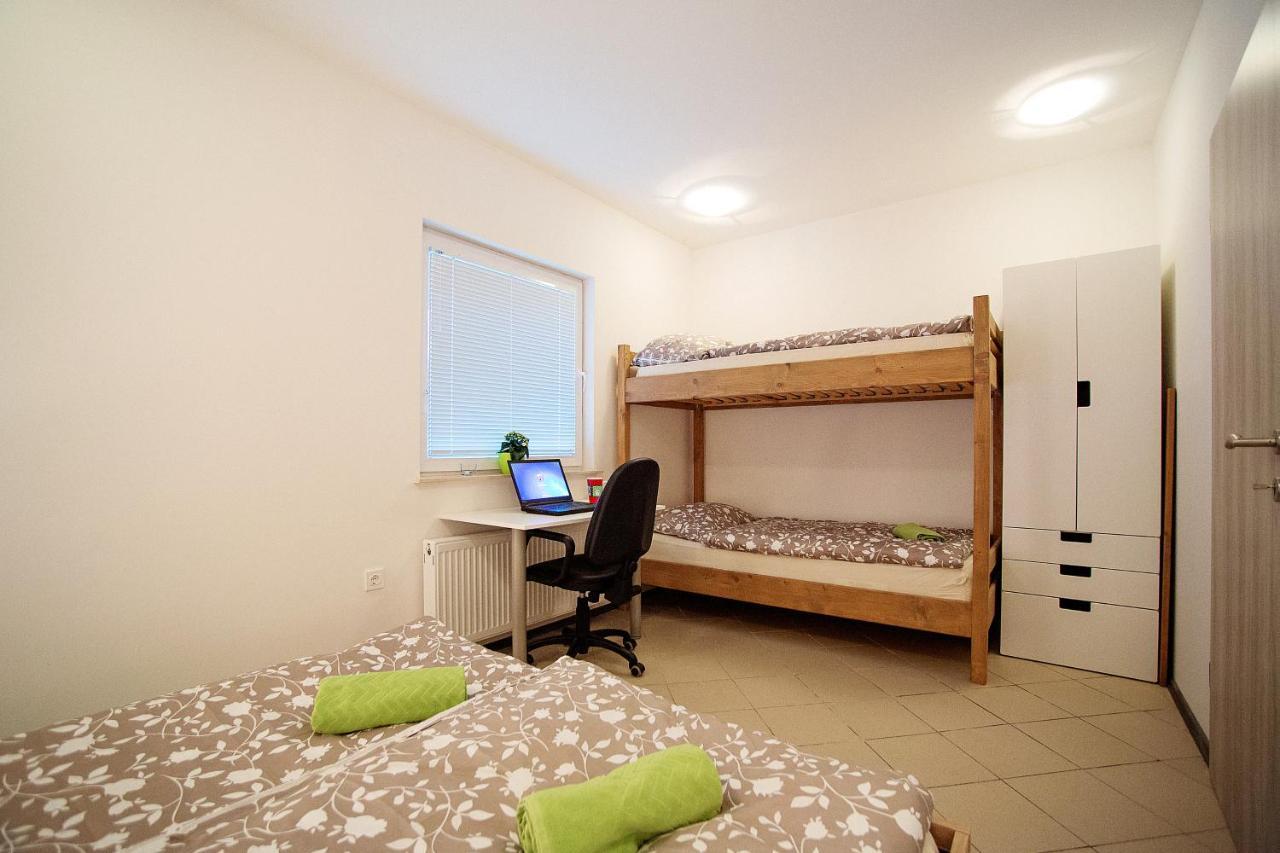 Sweet Apartments With Free Private Parking Lubiana Esterno foto