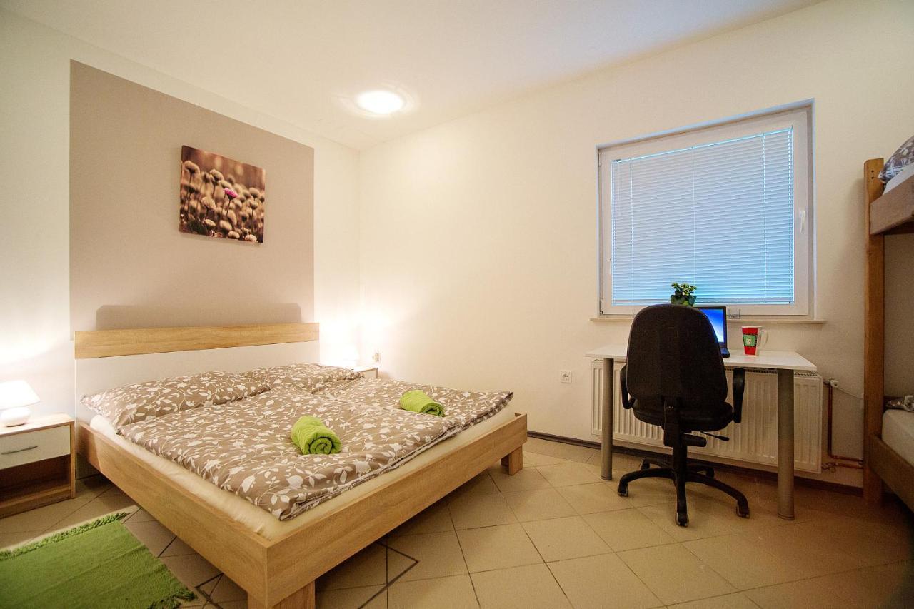 Sweet Apartments With Free Private Parking Lubiana Esterno foto