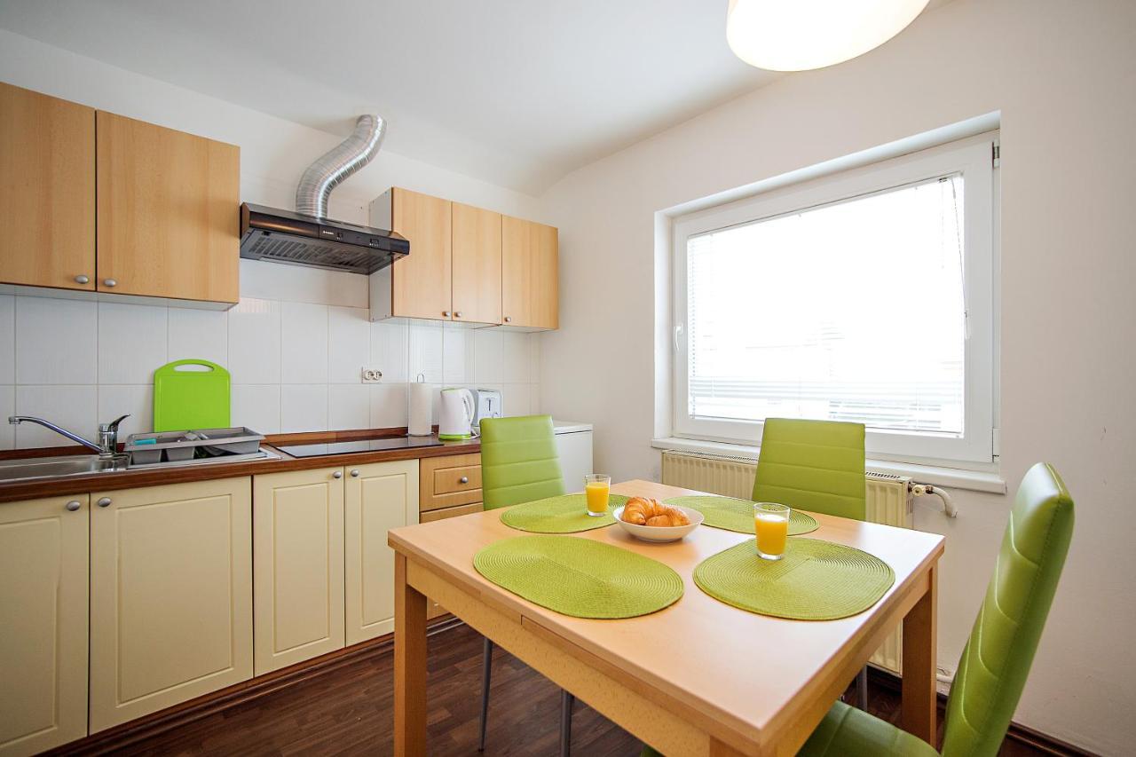 Sweet Apartments With Free Private Parking Lubiana Esterno foto